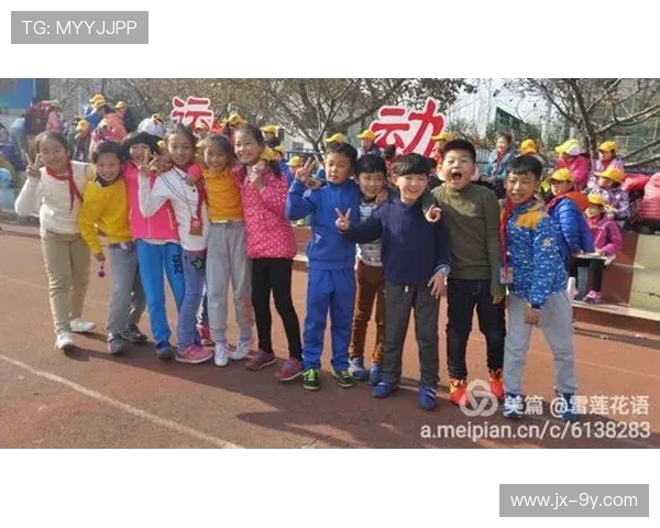 冬季必备高性能足球防滑袜助你在寒冷赛场稳固发挥提升竞技表现